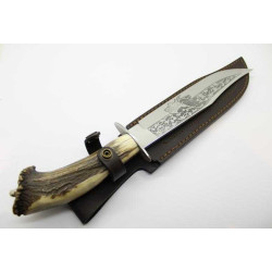 CUCHILLO ARTESANO "GRABADO CIERVO" JJ.MARTINEZ 202C