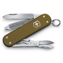 Navaja multiusos "CLASSIC SD ALOX MARRON EDICION LIMITADA 2024" VICTORINOX 06221.L24 por 44,95 €