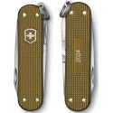 Navaja multiusos "CLASSIC SD ALOX MARRON EDICION LIMITADA 2024" VICTORINOX 06221.L24 por 44,95 €