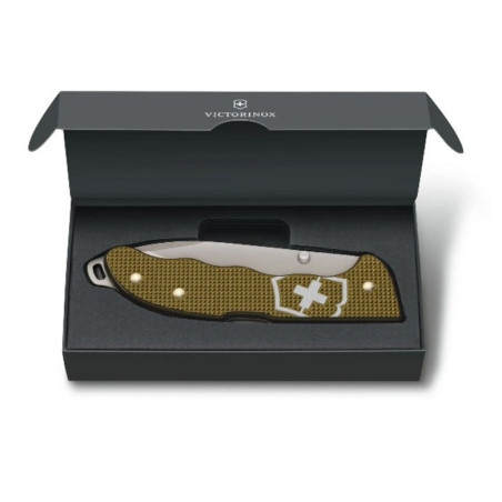 Navaja de AVENTURA "HUNTER PRO ALOX ESTRIADO MARRON EDICCION LIMITADA 2024" VICTORINOX 0.9415.L24 por 133,95 €