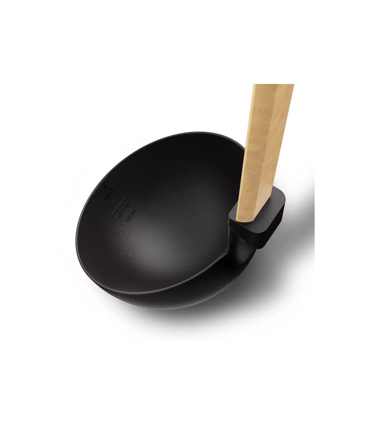 CUCHARON DE COCINA VICTORINOX 7.6205 por 26,14 €