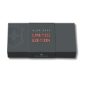 Navaja multiusos "PIONEER X ALOX ROJA EDICION LIMITADA 2025" VICTORINOX 08231.L25B