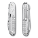 Navaja multiusos "SYNERGY ALOX PLATA" VICTORINOX 0.8226.26 A