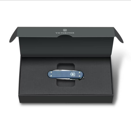 Navaja multiusos "CLASSIC SD ALOX AZUL GLACIAR EDICION LIMITADA 2026" VICTORINOX 06221.L26 b